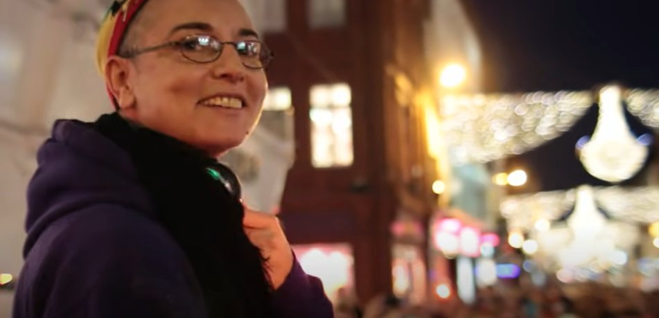 Sinéad O'Connor was an inimitable talent who used her beautiful voice to support others. Here is a picture of her performing at the Dublin Simon Christmas Eve Busk. Rest in peace Sinéad, we will forever be indebted to your generosity of spirit.💛