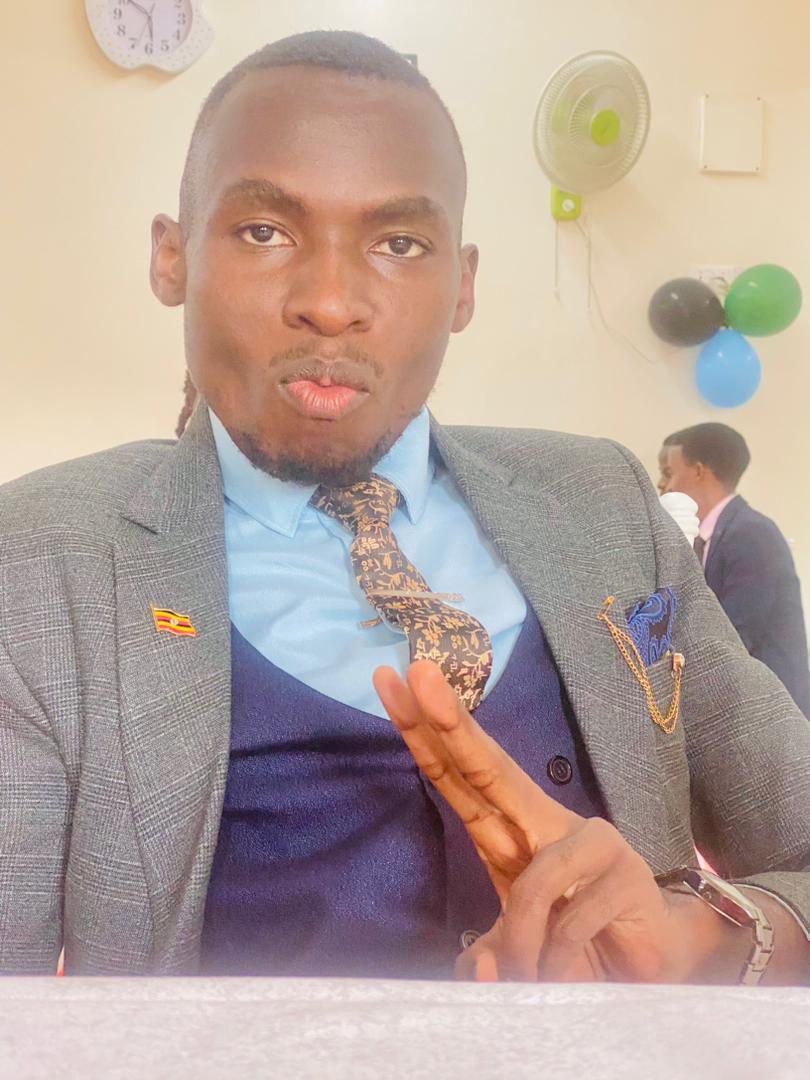 I received an Alumni award from <a href="/RichardBarungi/">Richard Barungi</a> and spoke to continuing students and guests. I emphasized on self centred learning for skill and career development and the need to embrace leadership as part of extra curricular activities in 21st century