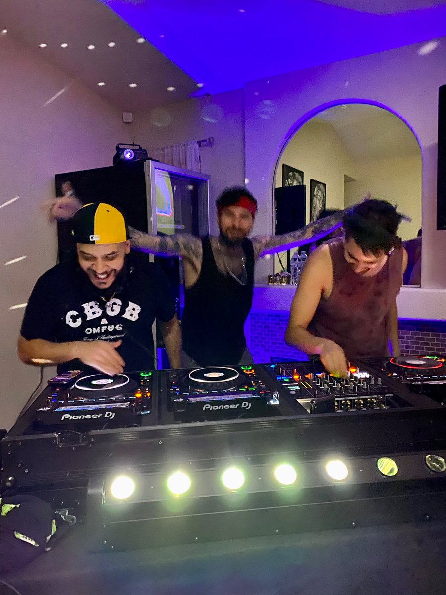 AstralClubbers's tweet photo. Final stop of the SWAMS Tour with our Clubber favorite IRL DJ Awp at the AC Poolhouse happening right now! Massive Legends! MASSIVE LOVE ❤️ 
@AWPMixes @djayYAMS @SWAGEsound https://t.co/mqkPRbqcbS