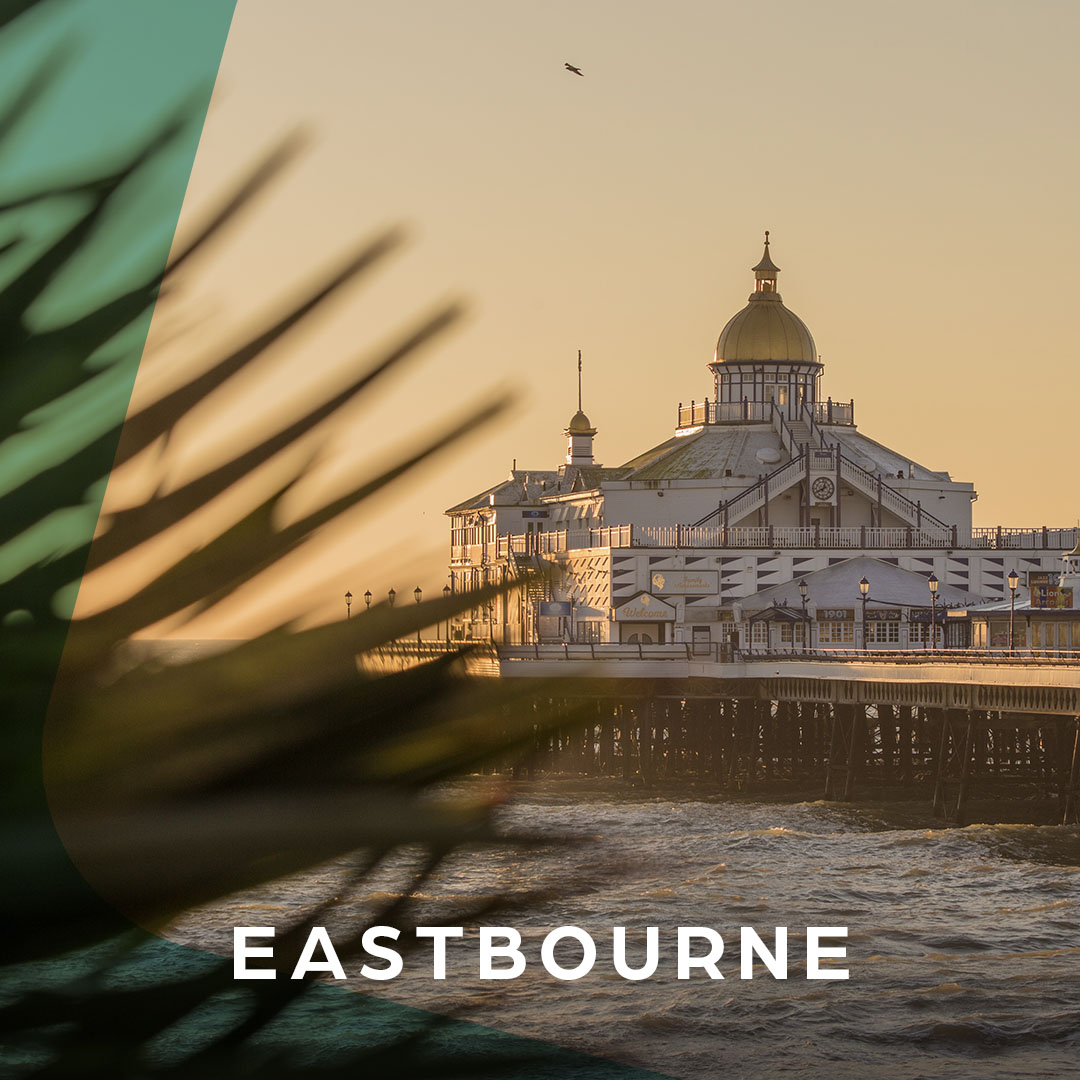 🏡 The surrounding area of The Paddock is a treasure trove of delights! Speak to us today about available building plots for your dream home. 

#CustomBuildHomes #NewHomes #SelfBuild