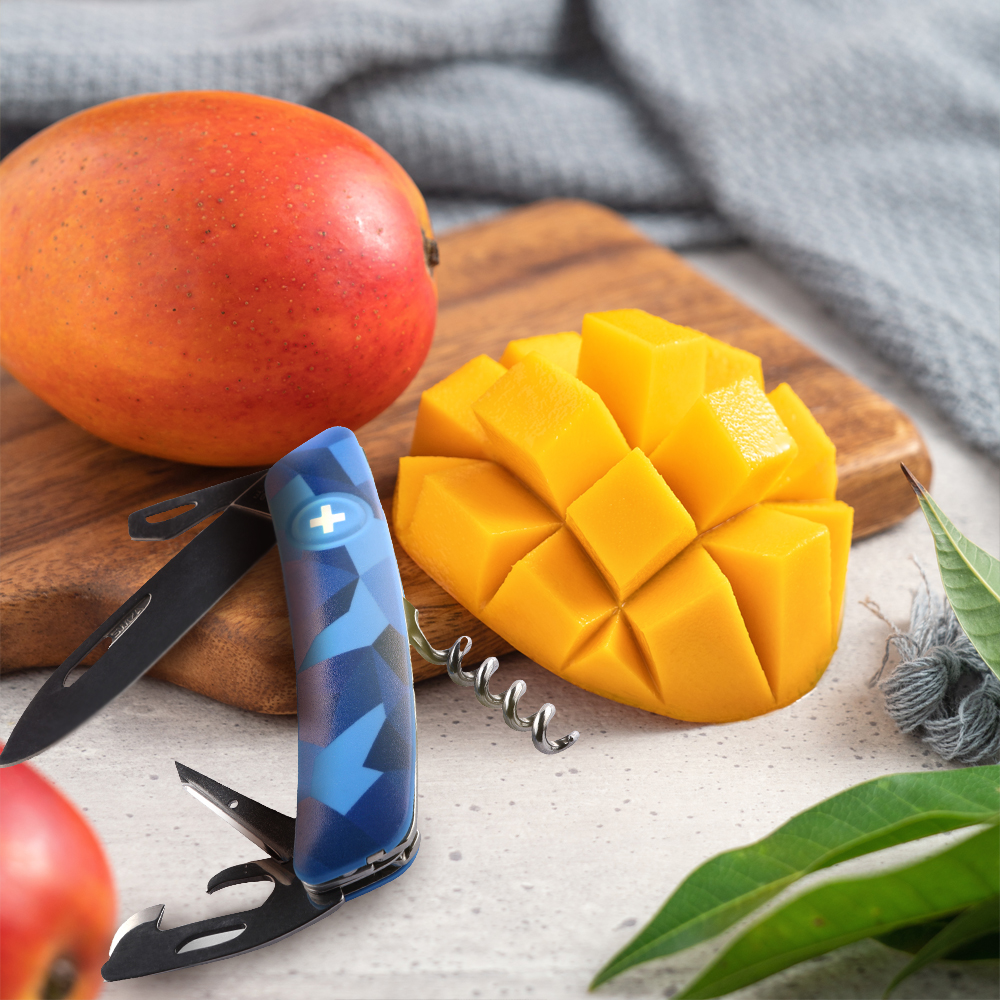 SwizaI's tweet photo. Cut out your stress and cut into some yummy mangoes!

#MySwiza #swissmade #swizaindia #pocketknife #edc #tools https://t.co/CYYK7u2hIj