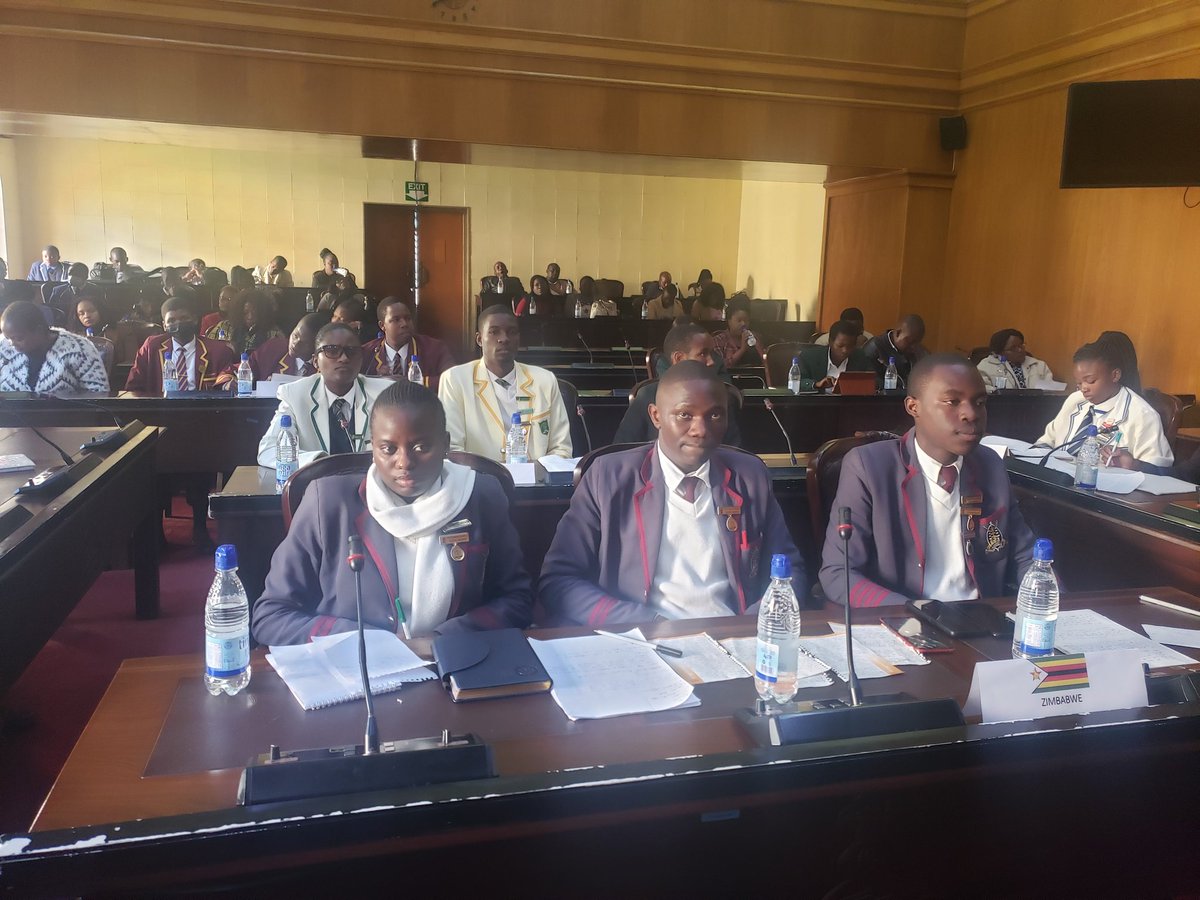 Parliament of Zimbabwe tweet media