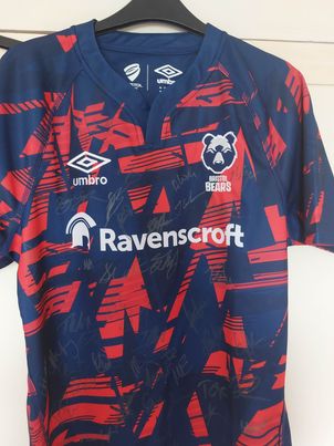 Latest charity auction prize for <a href="/AorticDissectCT/">Aortic Dissection Charitable Trust</a>  facebook.com/paulhobbs29 4 tickets for a <a href="/BristolBears/">Bristol Bears 🐻</a> match next season + Bears youth shirt signed by first team squad from 22-23. Bids by email from £40 to paulhobbs60@sky.com. Closes Mon 31Jul 6pm <a href="/bristolrugbynws/">BristolBearsRugbyNews</a> #bristolbears
