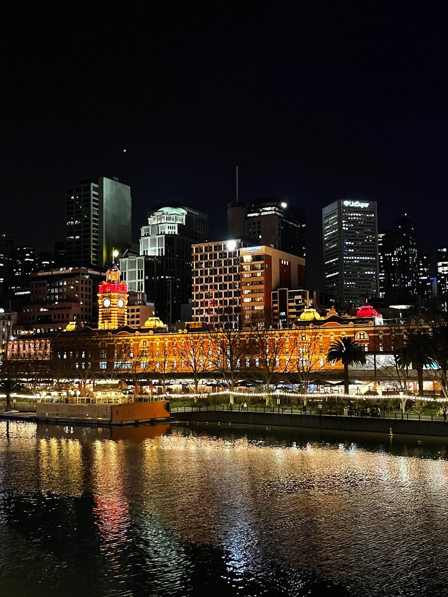 メルボルンの夜景です🌆