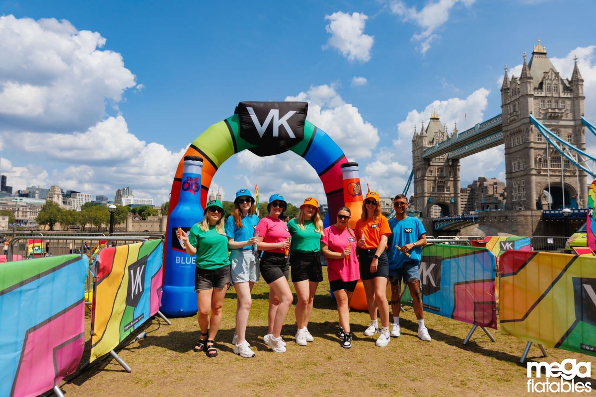 Megaflatables1's tweet image. We had great fun creating this 3D arch for @vkdrink 📷 #custommade #custommadearch #inflatablearch #vk #bespokeinflatable #summerevents #megaflatables