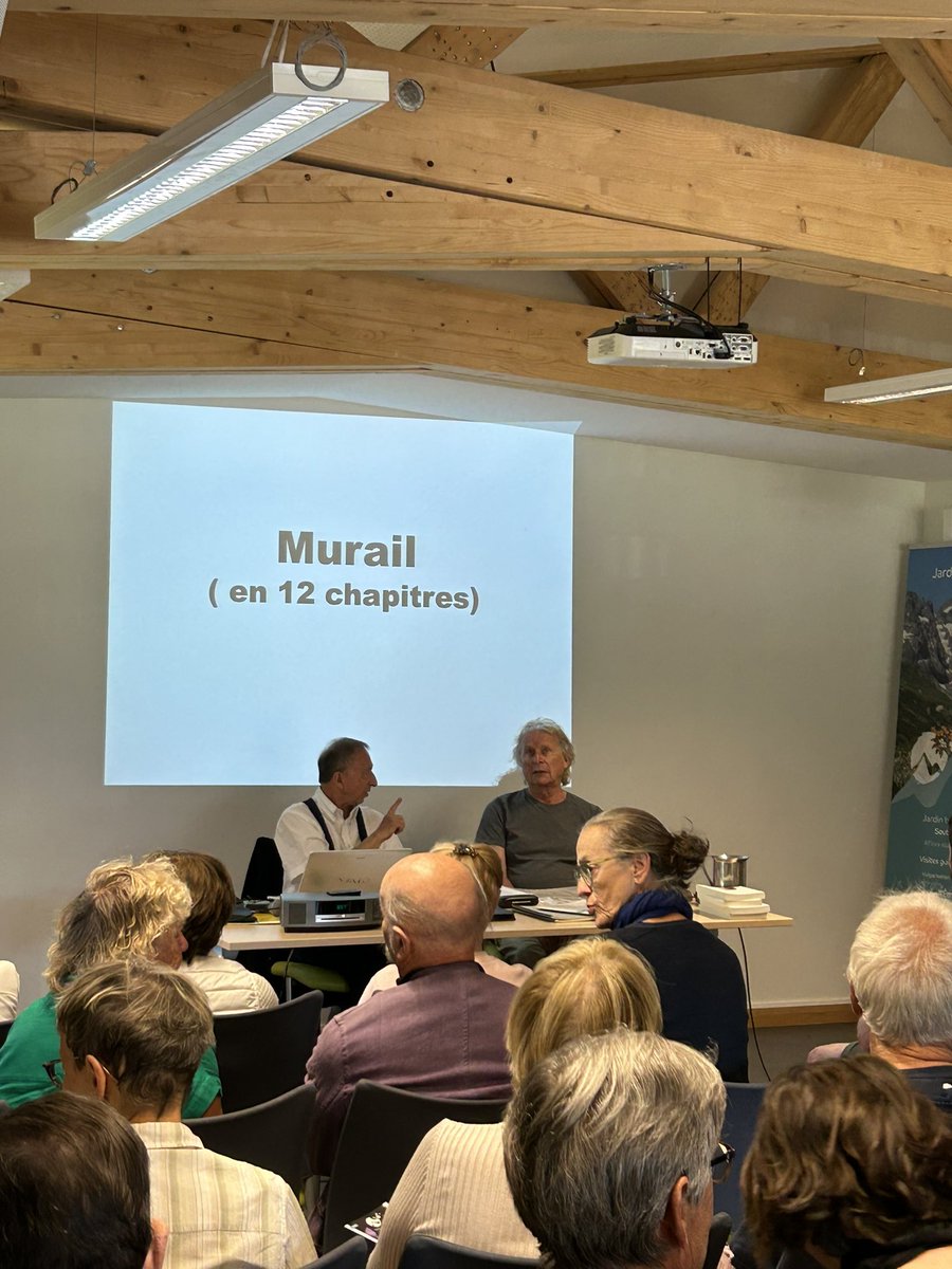 vtguillemin's tweet photo. Ce matin dans la salle du magnifique Jardin du #Lautaret, conférence de Gaëtan #Puaud et Tristan #Murail dans le cadre du #FestivalMessiaen 🏔️🪻 https://t.co/9ncmGWt2nw