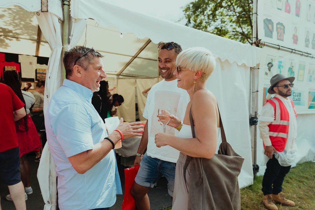 Mica_Millar's tweet photo. Had a fantastic time performing @mostly_jazz a couple of weeks ago! Thanks for having me ❤️

#mostlyjazz #soul #funk #birmingham #festival #micamillar #heavenknows #sennheiser #md435 https://t.co/iHE7giEcTB