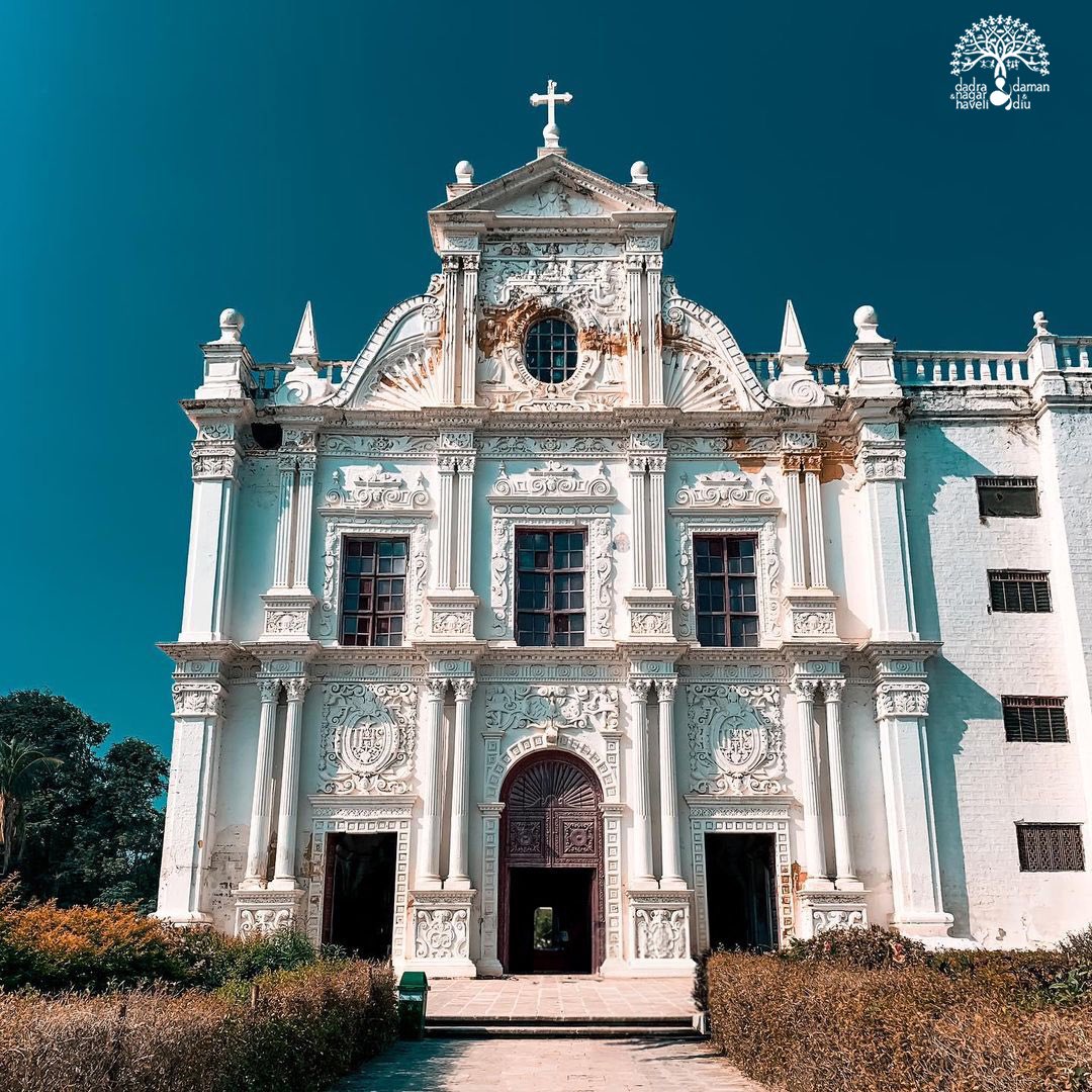 dnhddtourism's tweet photo. Let the remarkable Gothic beauty leave you in awe as you explore one of India's most captivating Portuguese Churches. A spiritual and cultural gem waiting to be unveiled.
#stpaulchurch #church #chruchifdiu #diuisland #explorediu #diutourism #explorednhdd #dnhddtourism https://t.co/o1gP0AcREE