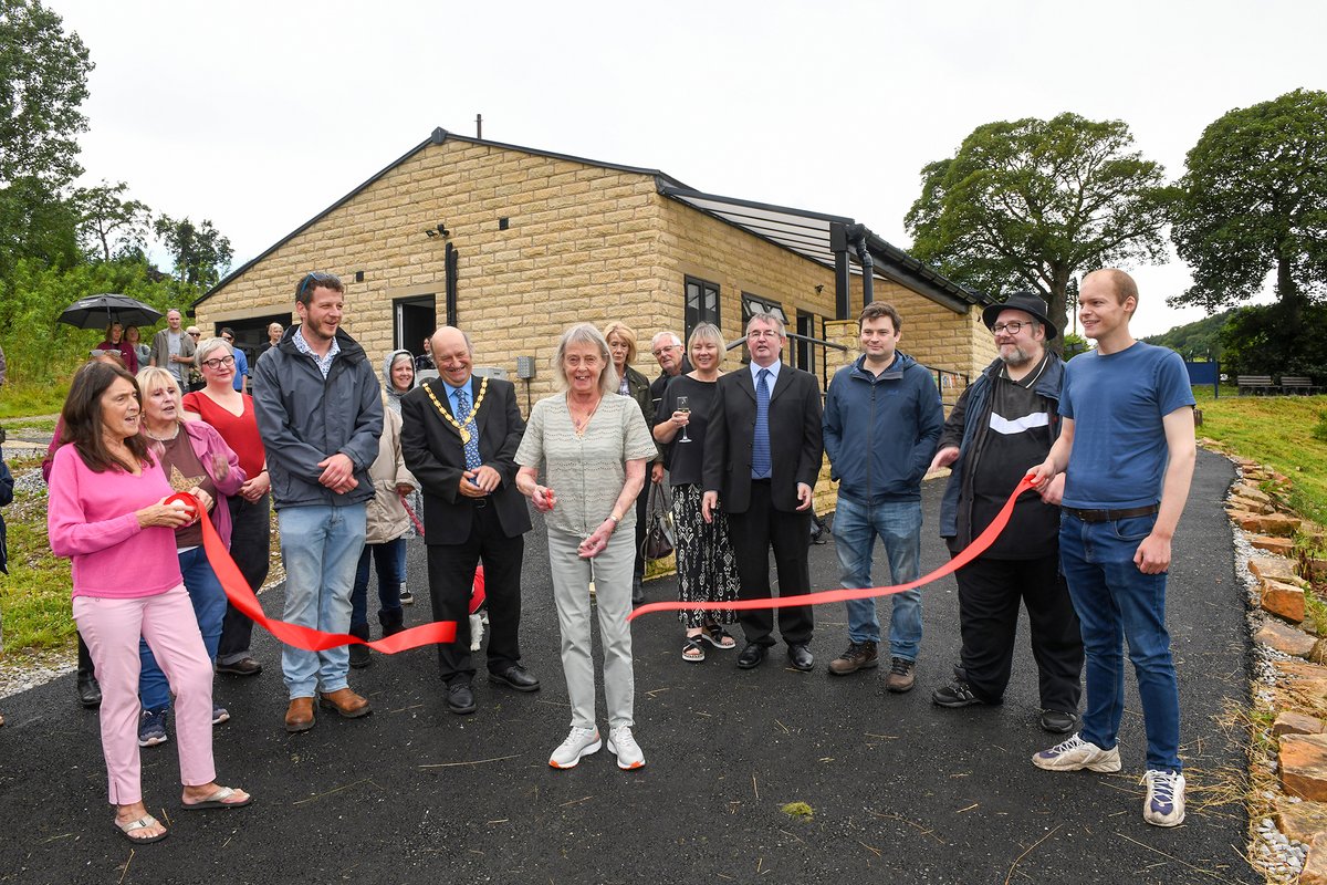 Residents of #Furness Vale recently celebrated the opening of their new pavilion 🎀✂️ Furness COGS was awarded £72,270 from the Tarmac Landfill Communities Fund, to build the new pavilion &amp; install a sustainable solar heating system.

Find out more here: orlo.uk/WOUZP