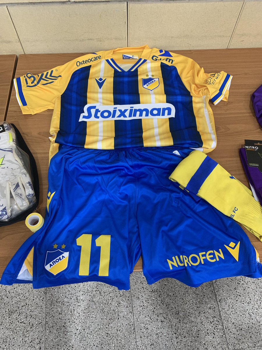 apoelfcofficial's tweet photo. ΑΠΟΕΛ και @FKVojvodina1914 θα αγωνιστούν απόψε με τις πρώτες αγωνιστικές εμφανίσεις τους. #APOELFC #UEFC #namaipalistoplevrosou #monoAPOEL https://t.co/jgQBXxJtfJ