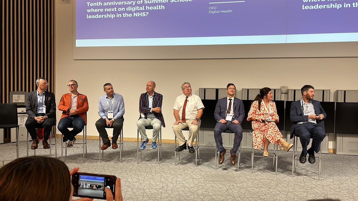 DrSimonEccles's tweet photo. Wonderful to be back at @DHSummerSchools despite the rather extreme weather contrast from French sun to Birmingham rain! A great talk from @Vin_Diwakar and now Schools past and future #DHSS23 https://t.co/3MwPr5AJ0G
