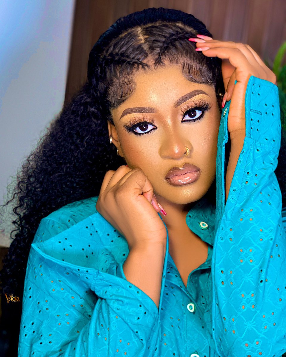pearll953's tweet photo. Phyna never enter house, but she’s on every ones lips, who’s the “Clout”again😂. I love my razz Queen abeg 😂😂

PHYNA THE BOSS
#PhynaTheElephant 
#Phyna𓃰 https://t.co/vVYbQJIcRe
