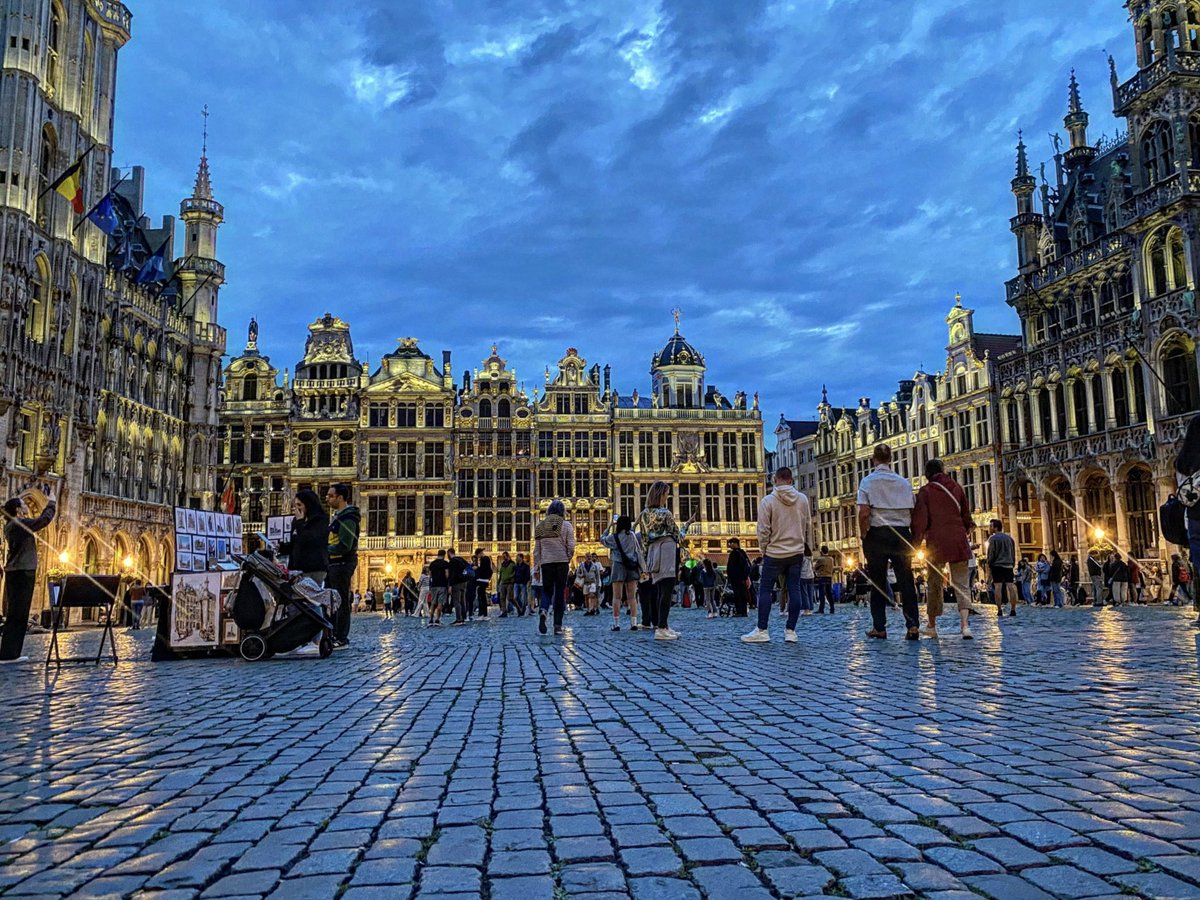 Not a bad view. #photography #citybreak #summer2023 #Brussels #Bruxelles #booklover #view #travelphotography