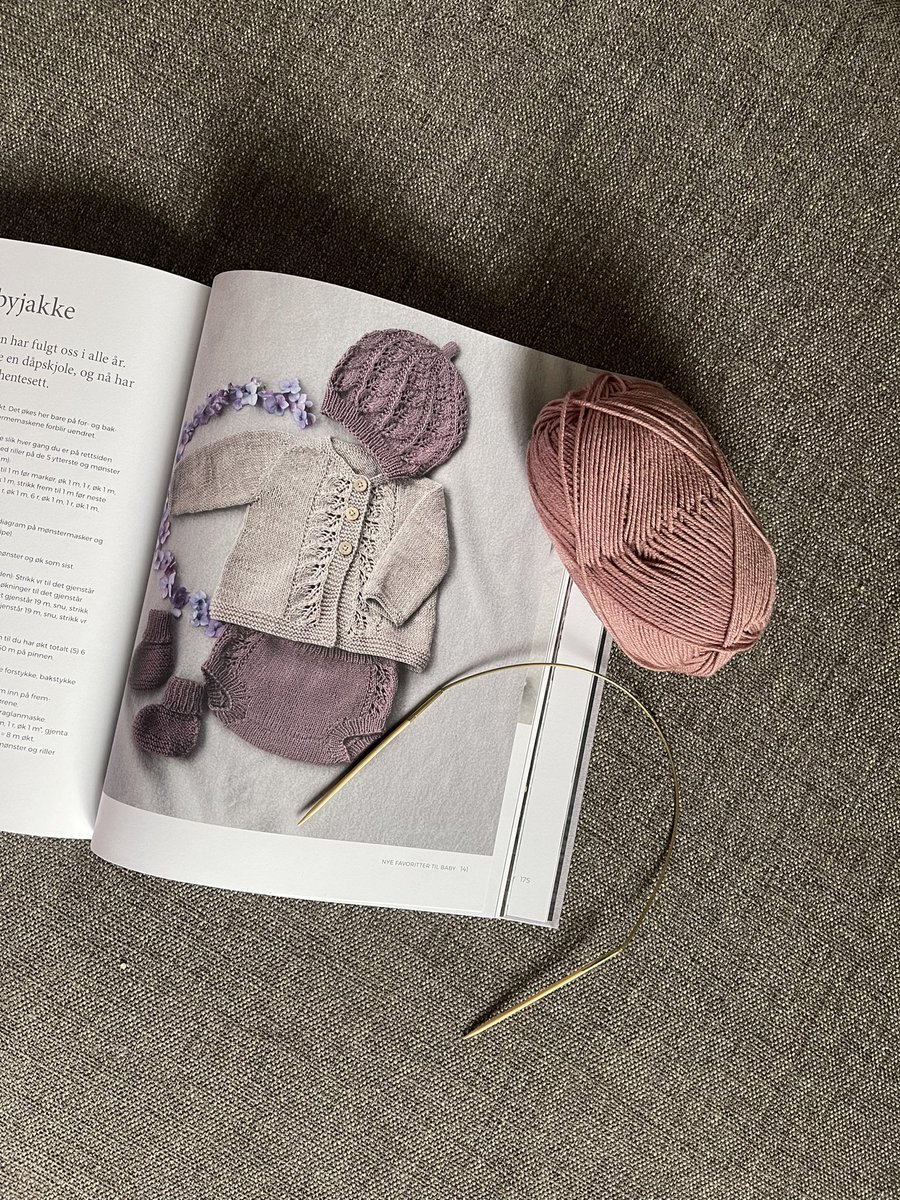 Det å strikke til sin egen baby 🥹