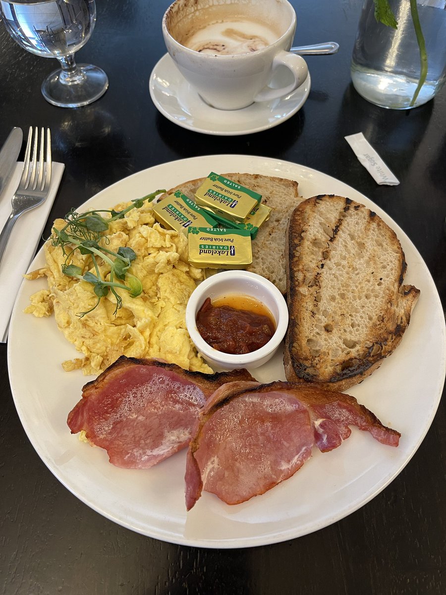 Gene Murphy tweet media