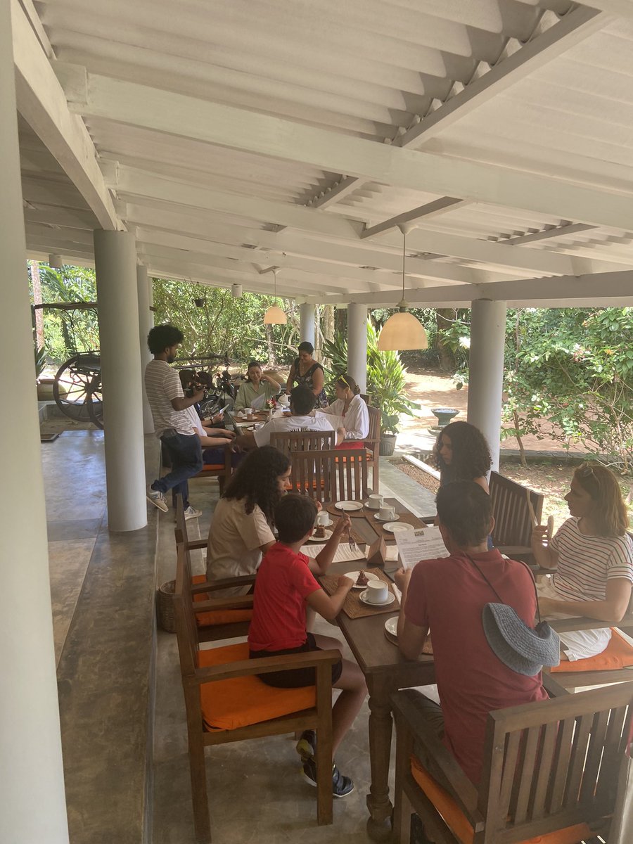 drbrianramos's tweet photo. Got lots of tea 🍵 at the Hadungoda plantation. Great tour. Tasted freshly peeled cinnamon &amp; a variety of teas too. World’s 🌎 1st #Web3 Retreat nearing its end. 3 days left! 😢 @Yogapetz @XPLORIUSxyz @GetBiznesApp @DigiMonkz #stayzen #degenresponsibly #oohm https://t.co/49um7pYkiS