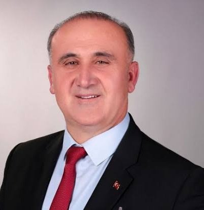 İyi Partili İncirliova Belediye Başkanı Aytekin Kaya, CHP'lilerin oylarıyla seçilip AK Parti'ye geçiyor...

Hiç mi utanmıyorsun?😡
Seçmenlerinizin yüzüne nasıl bakacaksın? 😡
O m u r g a   o l m a y ı n c a...