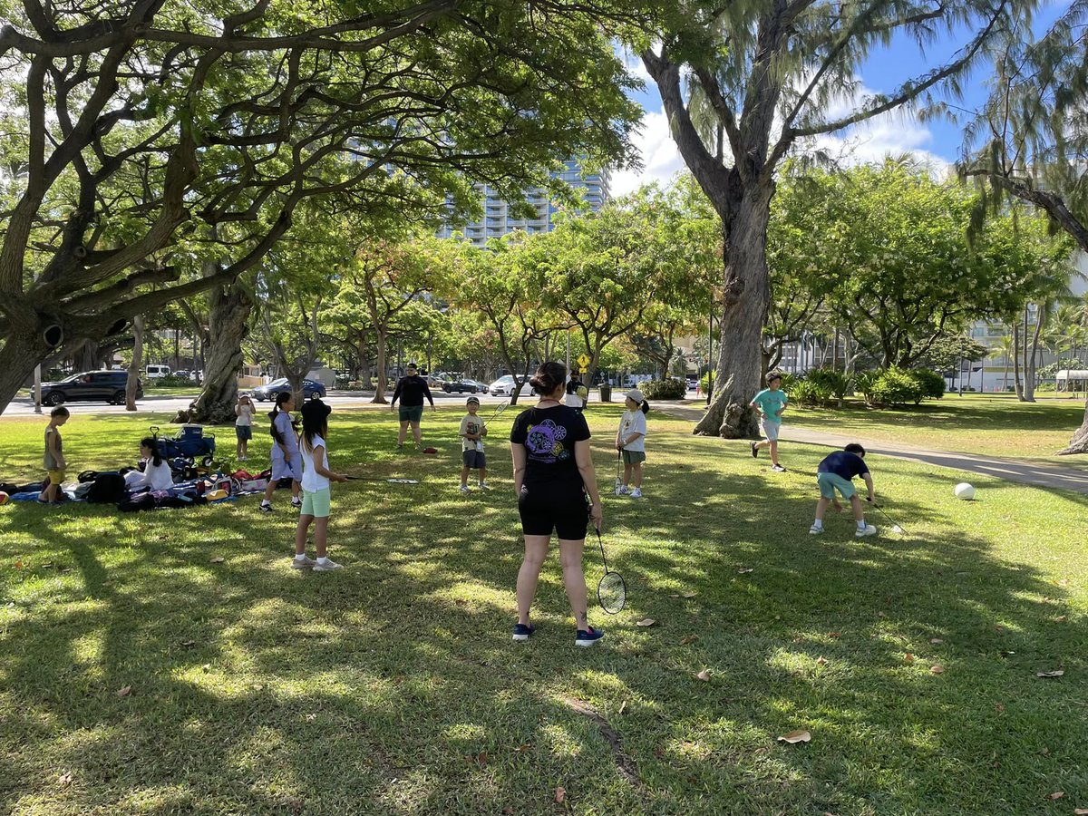 eastmanhawaii's tweet photo. 7月10日にスタートした、#IIEHawaii のサマープログラム、K&amp;T-STEP。
公園で思い切り遊ぶFun in the Parkは、毎年子どもたちに大人気のアクティビティー。引率するスタッフも本気で遊びます！  #ハワイ #サマープログラム
K&amp;T-STEP https://t.co/IQ3vxDD7zV https://t.co/XYnCfWnYql