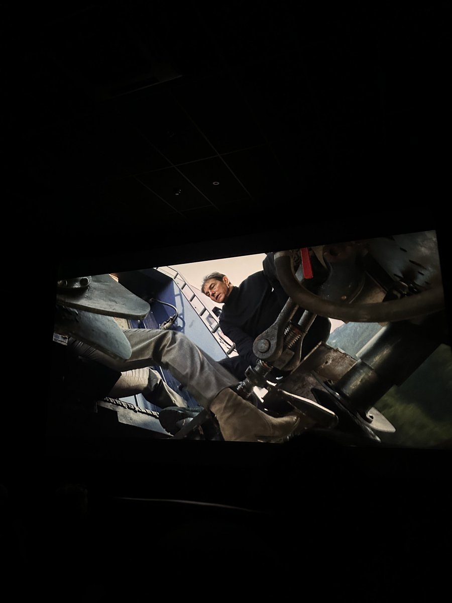 DanielLeonSfa's tweet photo. Thank you for your stunt doubling work ⁦@LeeMack⁩ https://t.co/wqJeEF2Wk7