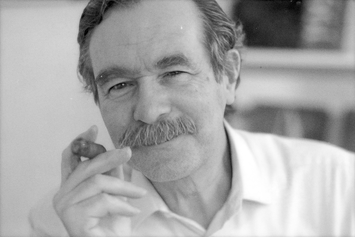 Fontstand's tweet photo. As many of you have already read, Albert Boton passed away last week. On Fontstand News, we have published Thomas Huot-Marchand’s obituary for this seminal type designer. He will be missed.
https://t.co/UckdvvuvtS https://t.co/ZnRmFFRMLE