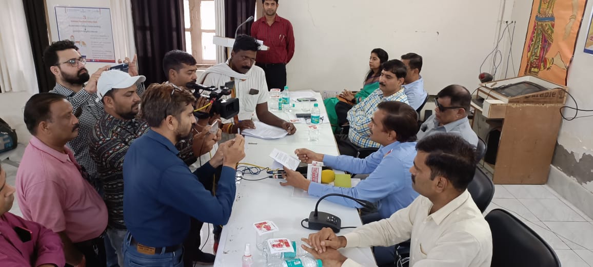 BhawnaS04453079's tweet photo. Highlights of Press Conference  organised by Regional Office Agra to celebrate the 3rd anniversary of "NEP 2020"@ KV No.1 AFS ,Agra 
@KVS_HQ @robhakhuri @KvsAgra @KvAgra @Shekhar30412 @binodbehera25 @RAJESHP55845826 @EduMinOfIndia @NEP2020 https://t.co/COtcXUdsqI