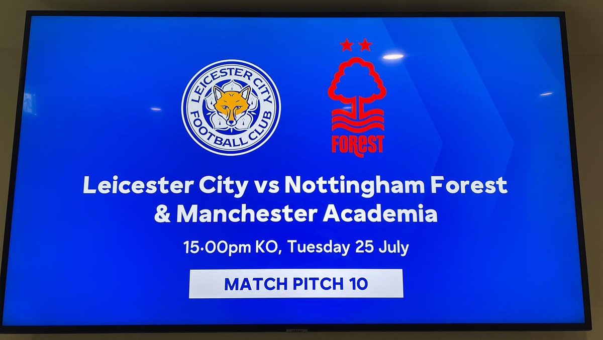 🚎Seguimos on tour🇬🇧

😍Día completo en Leicester, visitando su estadio King Power, y disputando un triangular contra Leicester City y Nottingham Forest. 

🙌Experiencia brutal

😍Nos dejaron impresionados sus intalaciones y el césped natural 

📍Leicester City Training Ground