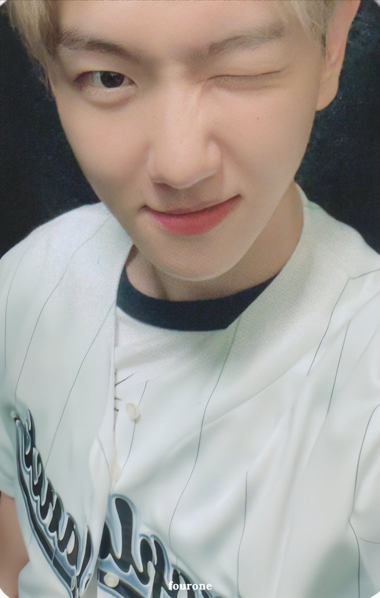 fouronee_'s tweet photo. 백현 포카 스캔 BAEKHYUN SCAN

EXOcial Club-Cream Soda

BASEBALL UNIFORM

야구유니폼

#백현 #baekhyun #边伯贤 #엑소 https://t.co/lB7Q8Ekb82