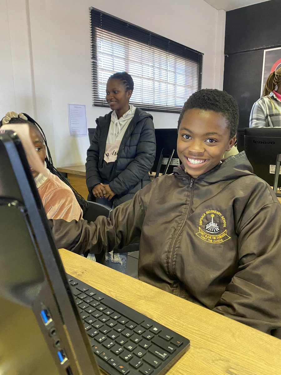GirlCode_za's tweet image. #GirlCoderClub @vumatel