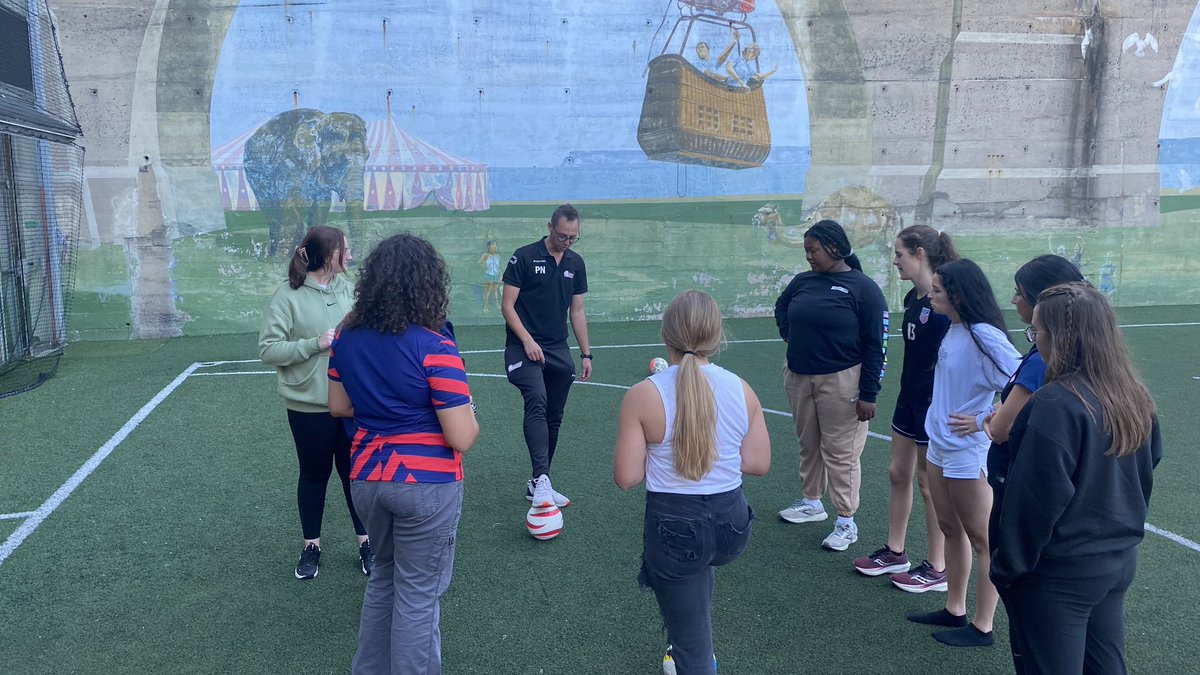 BresciaWSoc's tweet photo. Adaptive Soccer Clinic with Deaf @FootballAUS Women’s National Team Head Coach @petenowakowski.
Our players learned how to coach players who are blind or deaf. Excited for our players to take this experience back with them! #BWSWWC https://t.co/l7eSKdQOKy