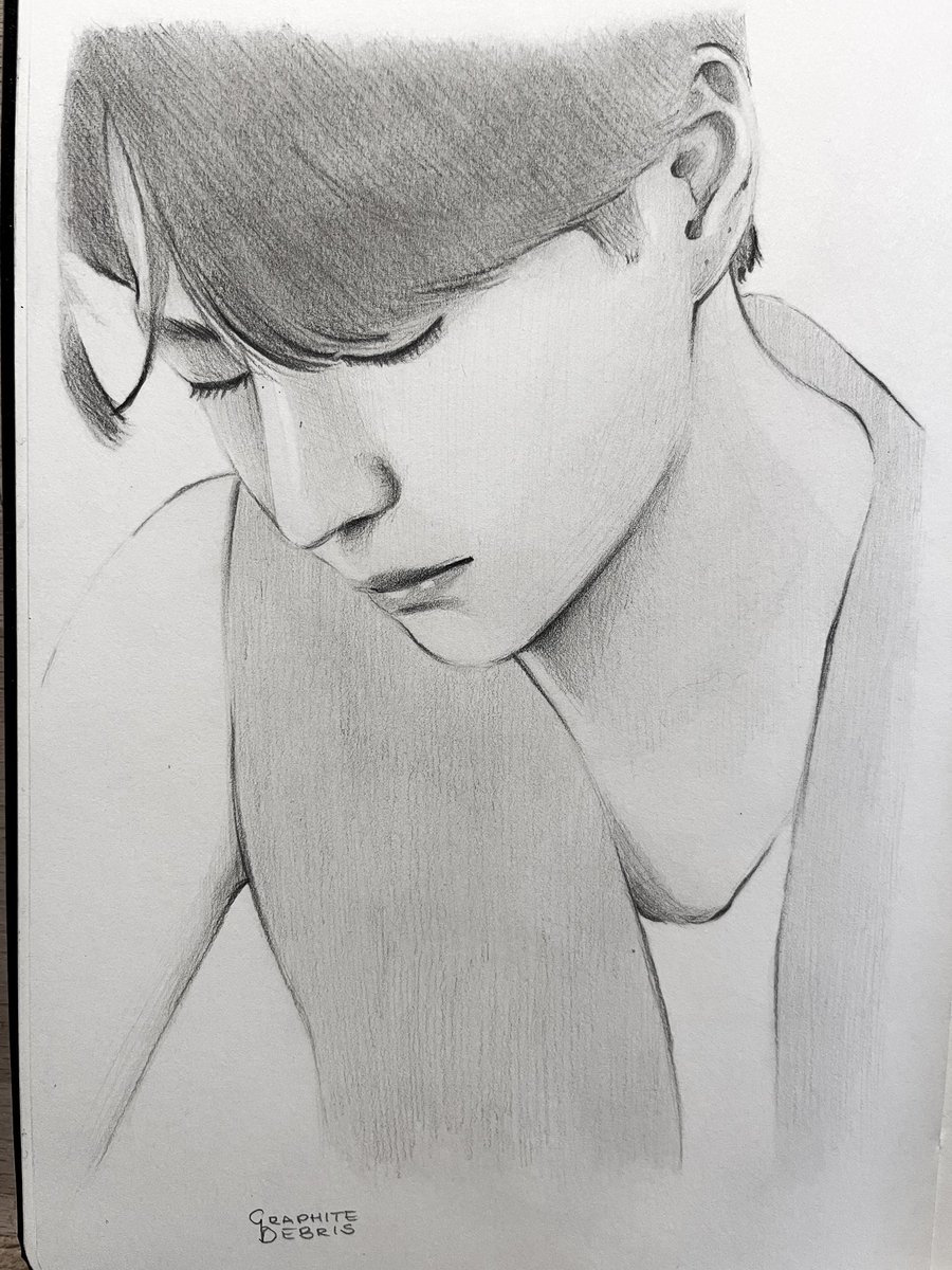 graphitedebris's tweet photo. Wang Yibo
.
.
.
.
.
#sketch #pencildrawing  #sketchbookartist #sketchbookdrawing #sketchbook #pencilportrait #100headschallenge #portraitart #pencilart #sketchdaily #wangyibo #wangyibo王一博🏍️🏂 #wangyibo王一博 #wángyībó #王一博 #王一博uniq https://t.co/wSo1WyF3gP