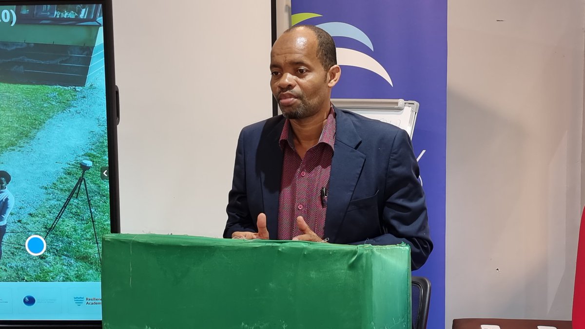 StateSuza's tweet photo. The State University of Zanzibar (SUZA) has welcomed new students who will participate in Multi Competence Learning Phase Two (MCL 2.0) under #GeoICTProject together with #ResilienceAcademy. That occasion has been held today in #WastexLab at Computing Building, SUZA Tunguu. https://t.co/brC9069Za1