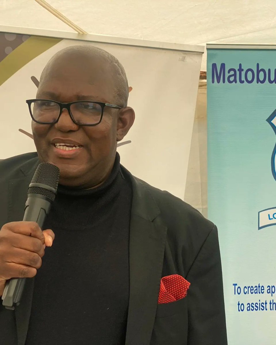 LimpopoLEDET's tweet photo. MEC Rodgers Monama hands over Matobule Special School at Ga- Sekwati, Makhuduthama Municipality, Sekhukhune District, as LEDA commemorates Mandela Day by refurbishing the school. The school has been painted and paved, while ceilings have been fixed. https://t.co/QHJF9Yg1at