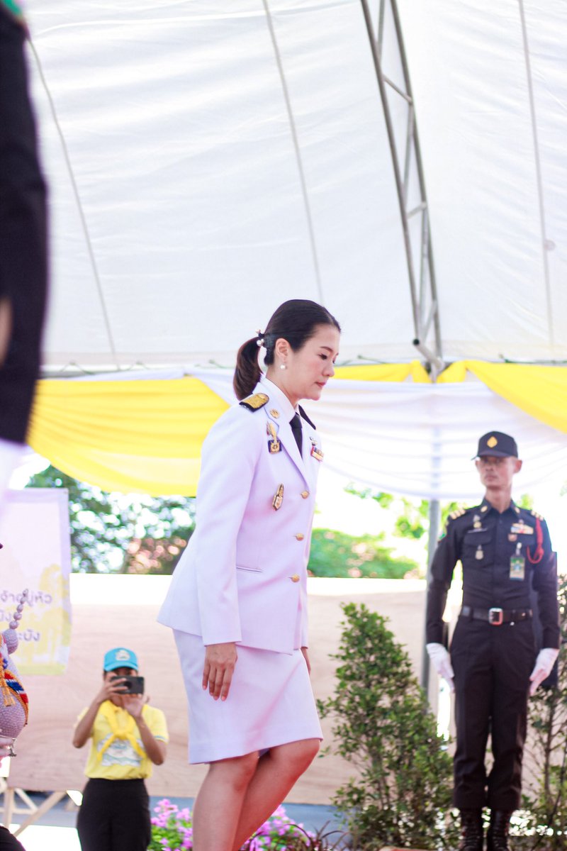 imnotmoodaeng's tweet photo. Perfect 👍🏻 💛✨
@aim_theerarat https://t.co/HaeZxzTnsG