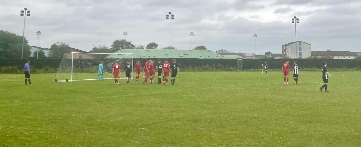 2006Swifts's tweet photo. Pre-season continued last night with a tough friendly vs Dunipace. Although going 2 goals down early boys fought back for an excellent 5-4 win, 👍⚽️ https://t.co/1h96BmmDW2