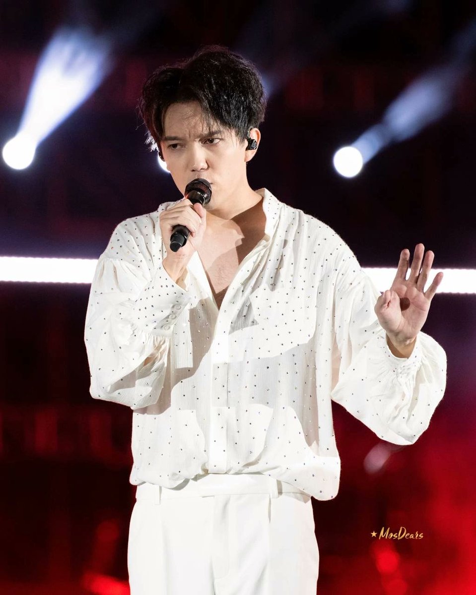 vesna0803's tweet photo. @2258nana SOON NEW RELEASE BY 
DIMASH WEEKEND 
#Life #Omir 
#OmirByDimash 
#VoiceOfUniverse
🌸🌸🌸
La musica è l'unica nega rilassante che non richiede altro che un cuore amorevole in cambio. Asel Tataeva https://t.co/LTOD059L4X