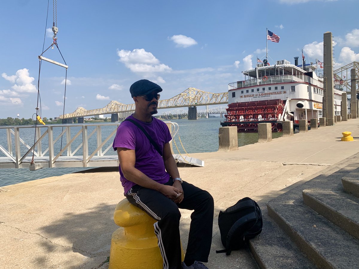 Today’s throwback is a great picture of @Earlfalconer in Louisville, Kentucky taken in 2019 - check out the iconic ‘Belle of Louisville’ riverboat in the background! Big Love UB40 #UB40 #TBT #ThrowbackThursday