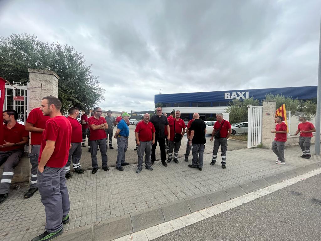 rtvvilafranca's tweet photo. La plantilla d’Hitecsa a Vilafranca i Vilanova continua fent aturades parcials aquesta setmana.

https://t.co/4woFN7bab0 https://t.co/WKu9rkHbAm
