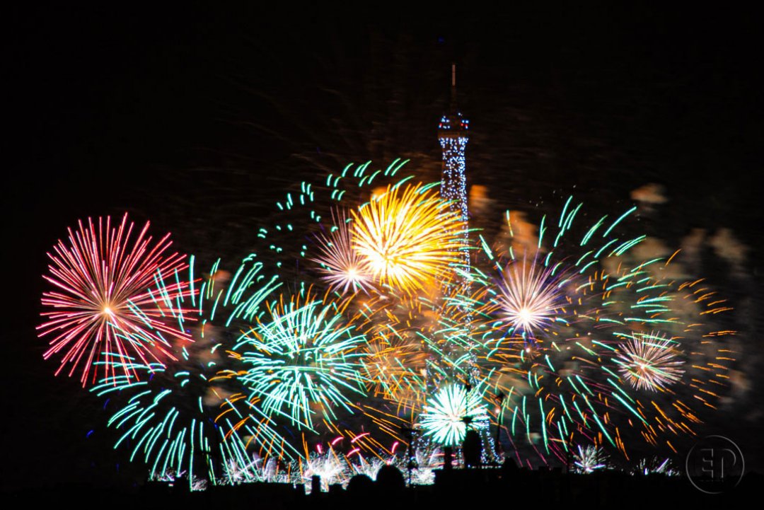 esplanadephoto's tweet photo. Feux d'artifice à Paris la Défense 09
#feudartifice #fireworks #toureiffel #eiffeltower #14juillet #bastilleday #fetenationale #parisjetaime #esplanadephoto
#associationesplanadephoto
#baladesphotographiques
#visitesphotographiques
#coursphoto
#stagephoto
#atelierphoto https://t.co/igSMfK7Jdd
