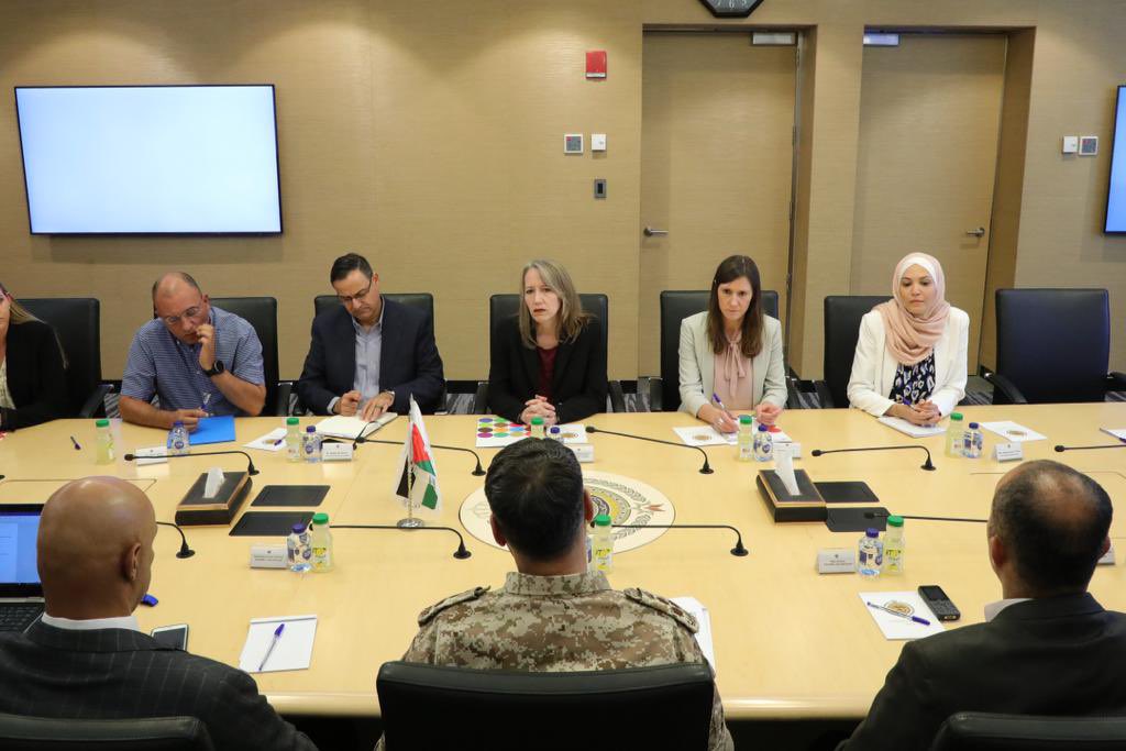 SheriR_Anderson's tweet photo. “Exciting meeting with Brigadier General Hatem Alzoubi, Vice-Chairman of @NCSCMJordan, and his team! 🤝 Learnt more about the center's capabilities and had fruitful discussions on bolstering our partnership, particularly in emergency situations”. https://t.co/cVYGaH4qR1