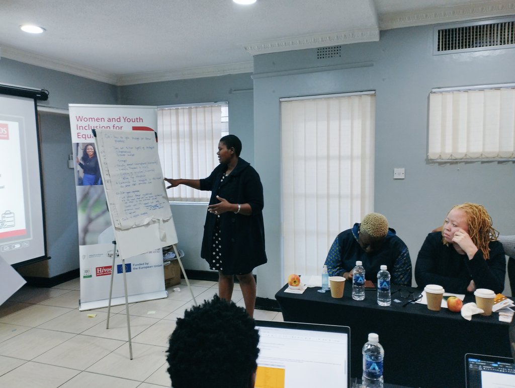 HivosWiL's tweet photo. Hard at work!👩🏾‍💻Group discussions &amp; presentations ongoing on #budget development for proposals, financial systems and management as part of the #WYI4E project’s CSO #CapacityStrengthening workshop.

@euinzim @IrlEmbPretoria https://t.co/oLXwKrEbeZ