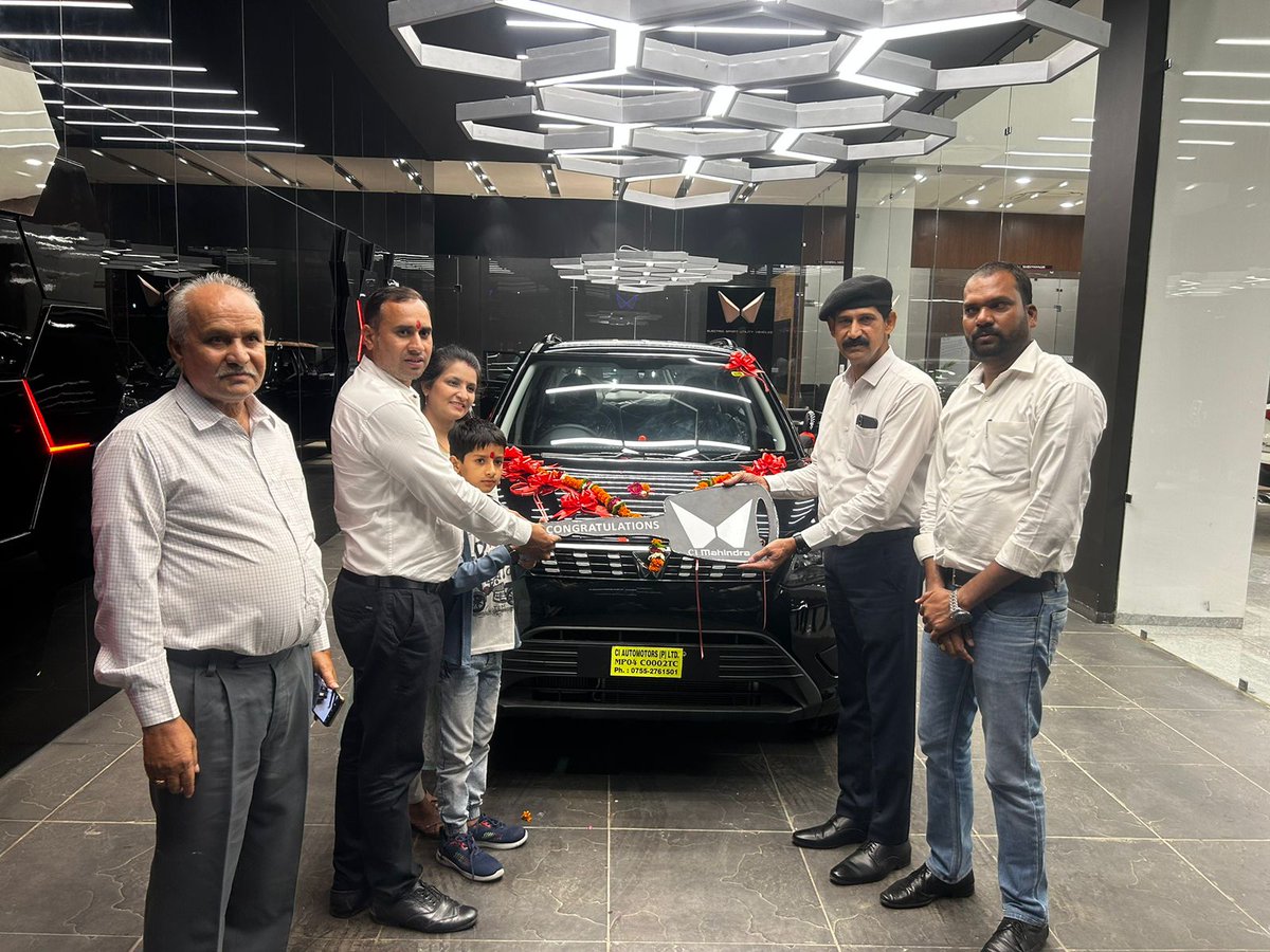 CiMahindra's tweet photo. We warmly welcome you to the CI Mahindra Family! We wish you great experience and safe drive with your favourite new vehicle.
#cimahindra #DrivewithCI #ciautomoters #happycustomer #safedelivery https://t.co/oWrsxTc1F0