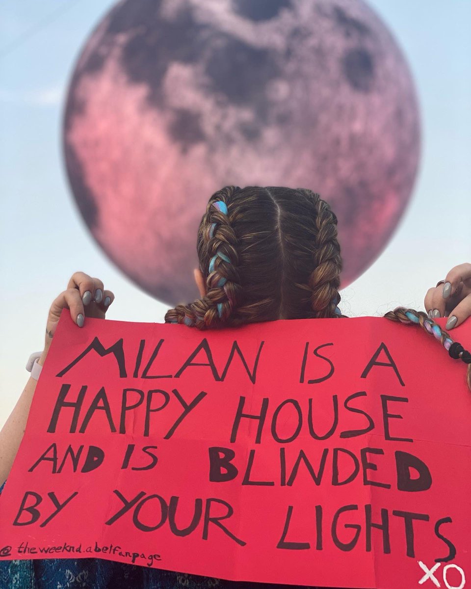 weeknd_abelfan's tweet photo. Milano was blinded by your lights yesterday✨❤️🇮🇹
#theweeknd #AfterHoursTilDawnTour #theweekndmilan #xo https://t.co/vrl2ginueO