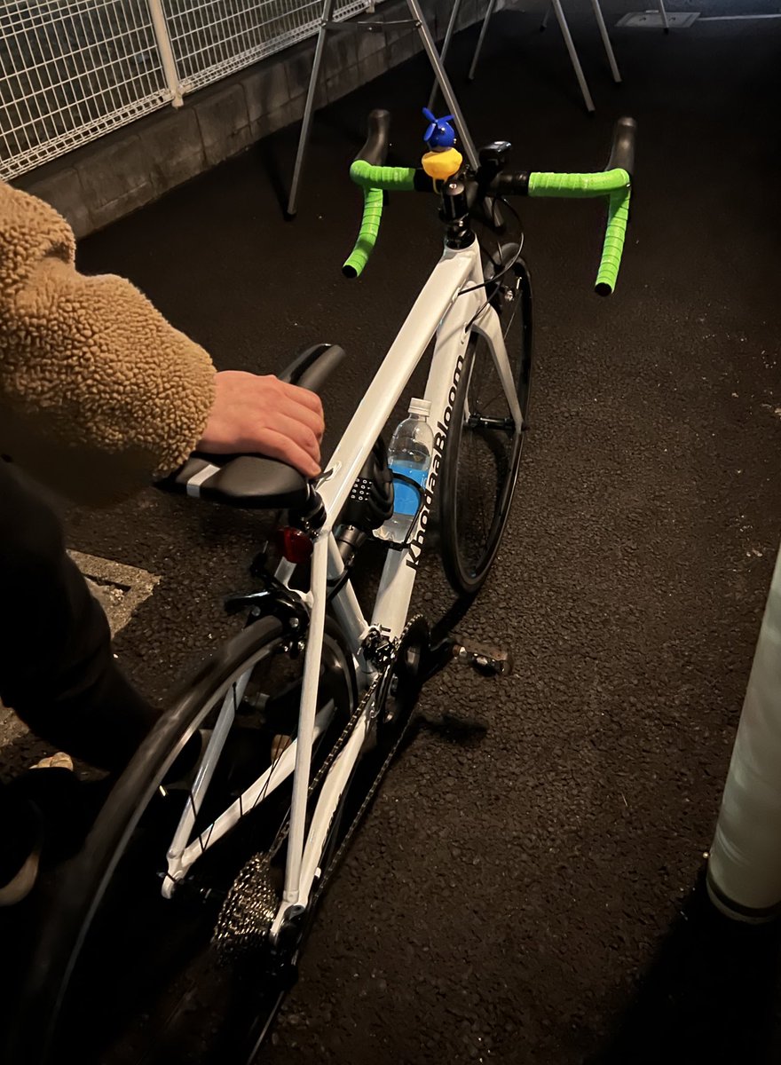 dogma_60sky's tweet photo. 【拡散希望】
友人のロードバイクが盗難に遭いました。
詳細は後ほどTweetします。

KhodaaBloom(コーダーブルーム)
FARNA 105 
サイズ465mm
ホワイト

無くなったのは矢野口駅周辺です。
自転車の聖地での窃盗、他人事ではないと思います。
ご協力よろしくお願い致します。

#拡散RT希望 
#拡散希望 https://t.co/WWjALaaHyK