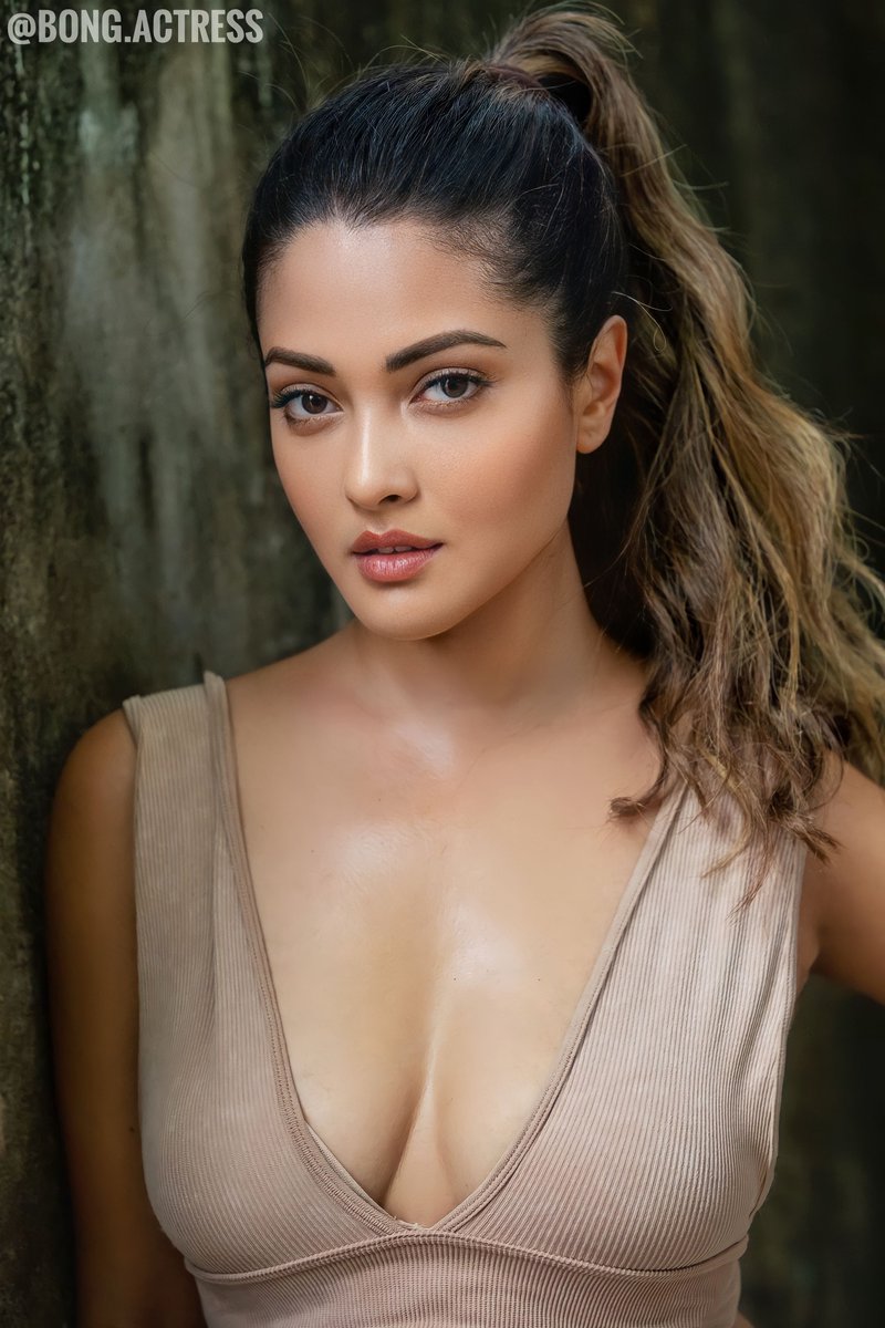 BongActress's tweet photo. #riyasen #riyasendevvarma #riyasenhot #riyasendv #Ri_flect @Ri_flect
Follow @BongActress
#BongActress #BengaliActress #riyasen_bengaliactress https://t.co/PB4vKThWxz