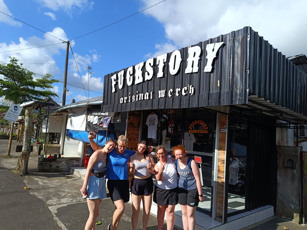 fake taxi (@chandra_tjoa) on Twitter photo 