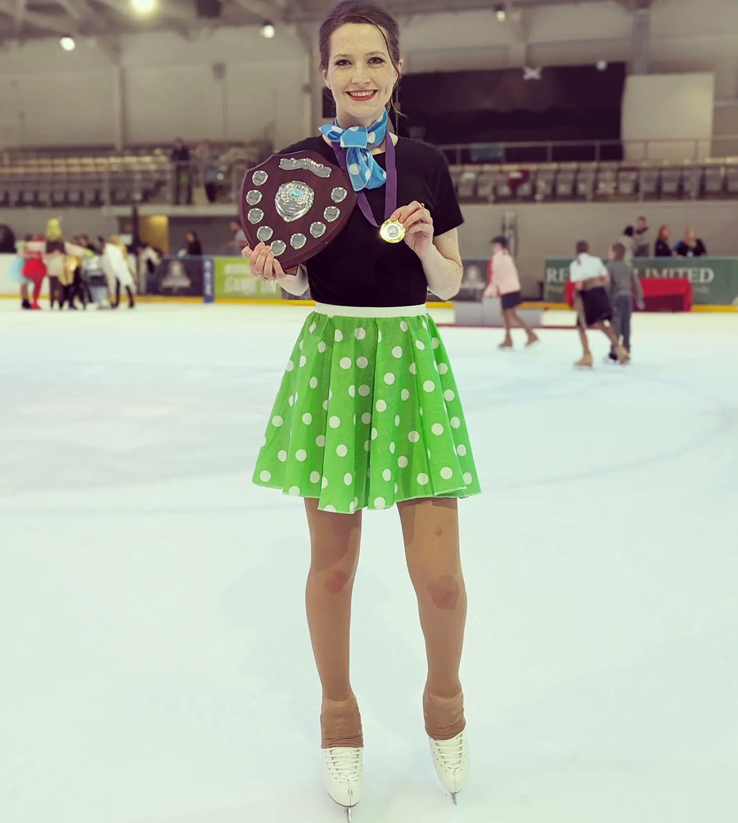 The_LYP's tweet photo. Volunteer Rosie wins regional Planet Ice figure skating competition in Milton Keynes. #LYP needs more #volunteers to support our #youthworkers at our #youthclub sessions. You would like to find out more about becoming volunteering email us at volunteer@lordshillyouthproject.co.uk https://t.co/6GKIST0Bl4