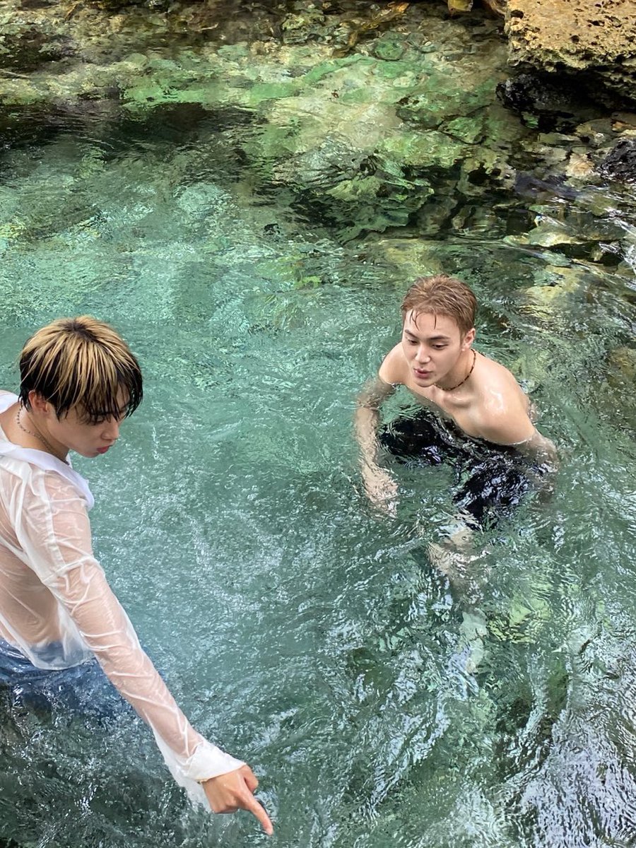 WE_THE_BOYZ's tweet image. [주학년] 🏝️🏝️🏝️🏝️🏝️