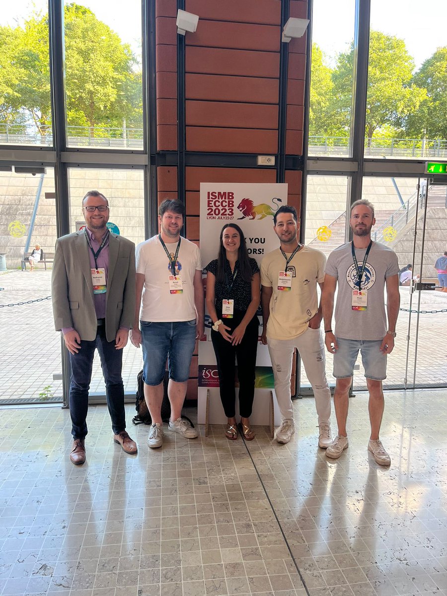 Last day at #ISMBECCB2023. 2 postdocs, 2 engineers and 1 PhD student from <a href="/crctoncopole/">CRCT-Oncopole</a> presented their works.