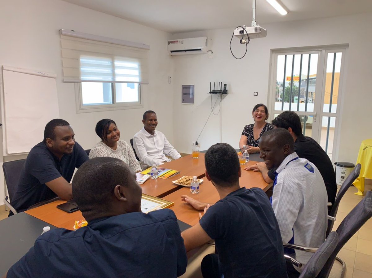supply_africa's tweet photo. Nous avons entamé chez Zena Exoticfruits la remise des attestations aux vainqueurs de la 1ère édition des #africasupplychainawards

Nous remercions la Directrice Générale Mme Randa et toute son équipe pour l'accueil professionnel qui nous a été réservé.

#awards https://t.co/8WBw4lNSuF