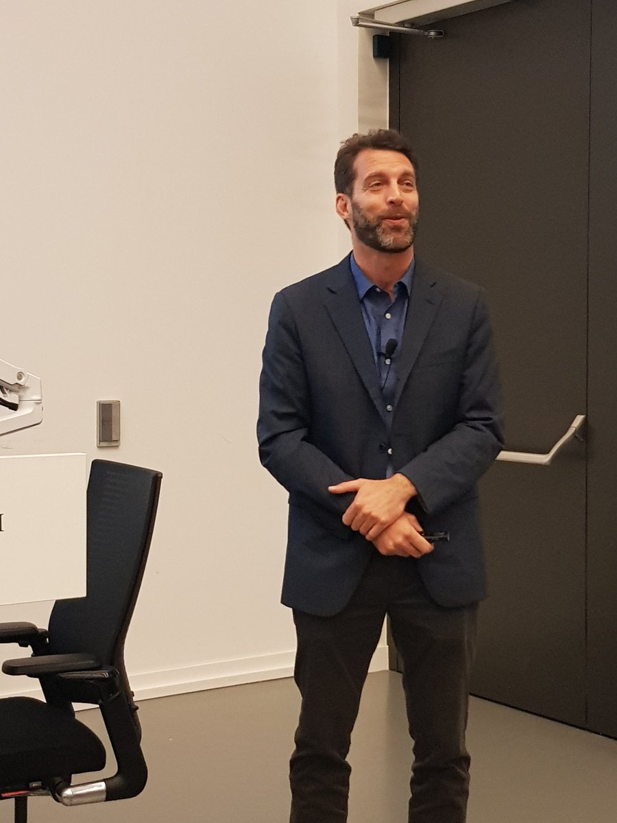 carbene_nitrene's tweet image. The morning session of #ISCNC2023 could not end better than with this splendid presentation of Rudi Fasan, @FasanLab, showing us that (mutated) myoglobins and P450 proteins can be used as excellent carbene and nitrene transfer enzymes in new-to-nature transformations!